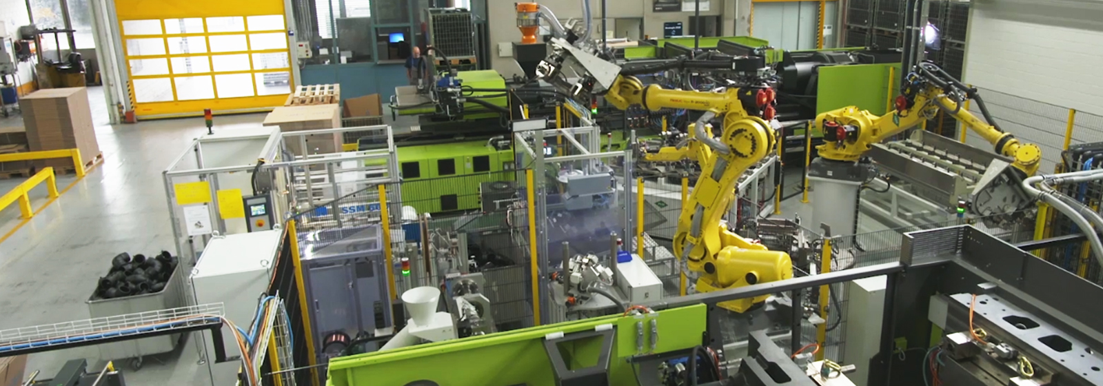R2000 series model working hand-in-hand